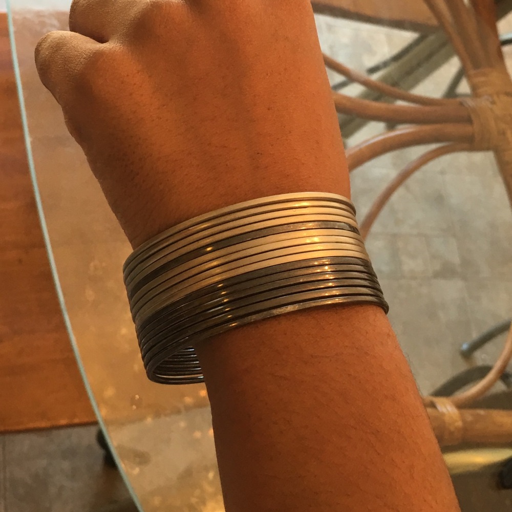 Bracelets - Picture 2 of 3